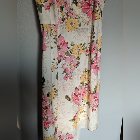Eddie Bauer Floral Dress - Picture 4 of 12